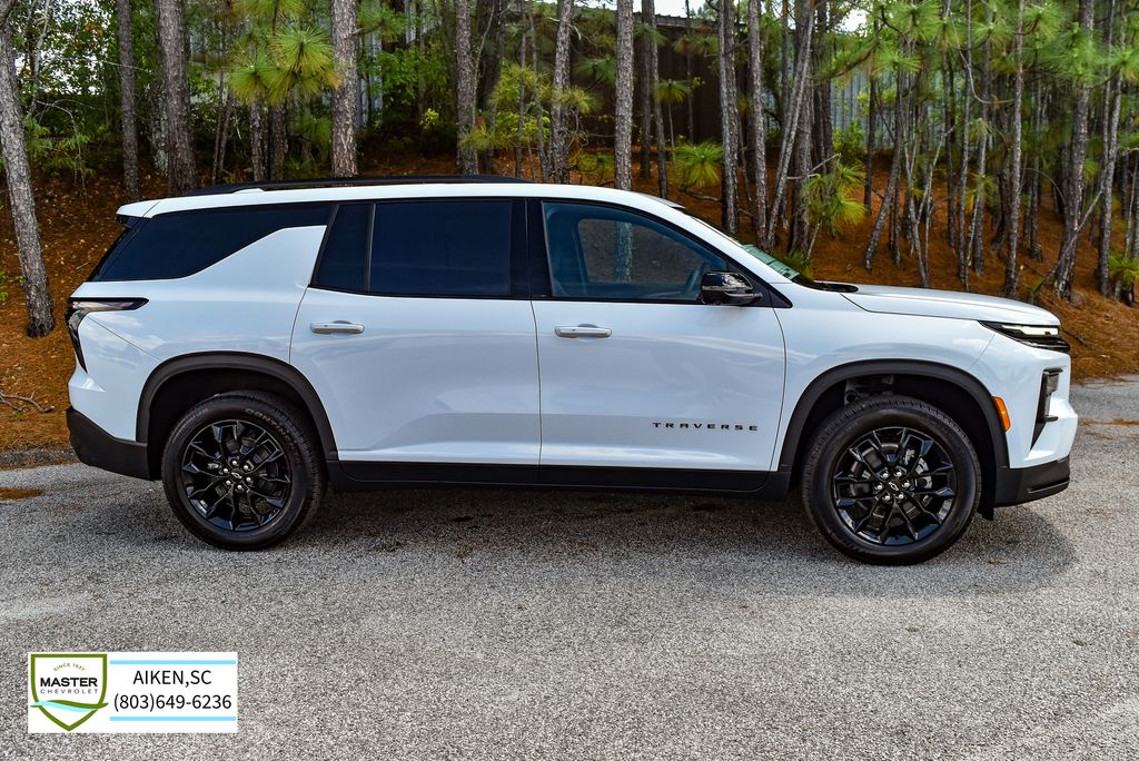 2026 Chevrolet Traverse LT - Photo 32