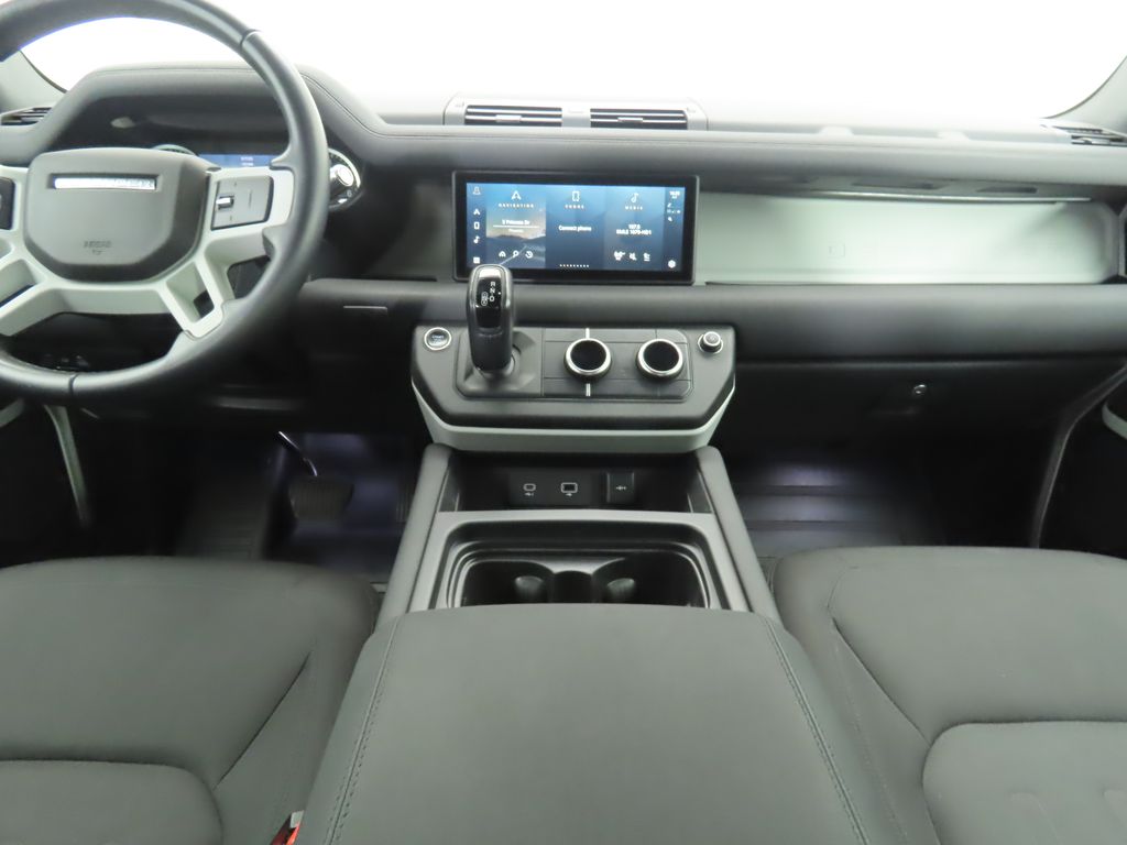 Thumbnail: 2022 Land Rover Defender - 13