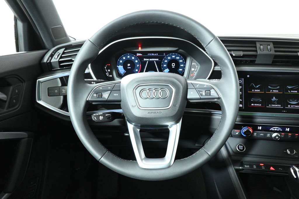 2025 Audi Q3  13