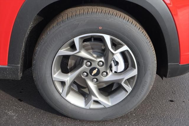 Thumbnail: 2026 Chevrolet Trax - 11