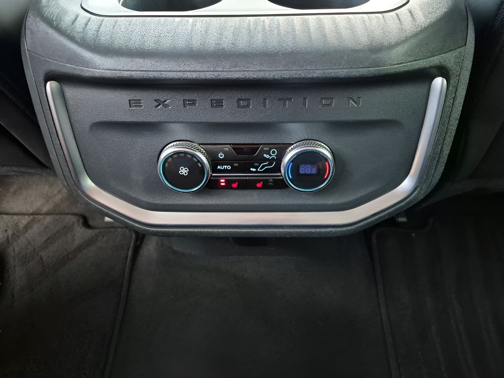 Used Car 2025 Ford Expedition  Platinum For Sale Under $70,000 In Austin, Texas