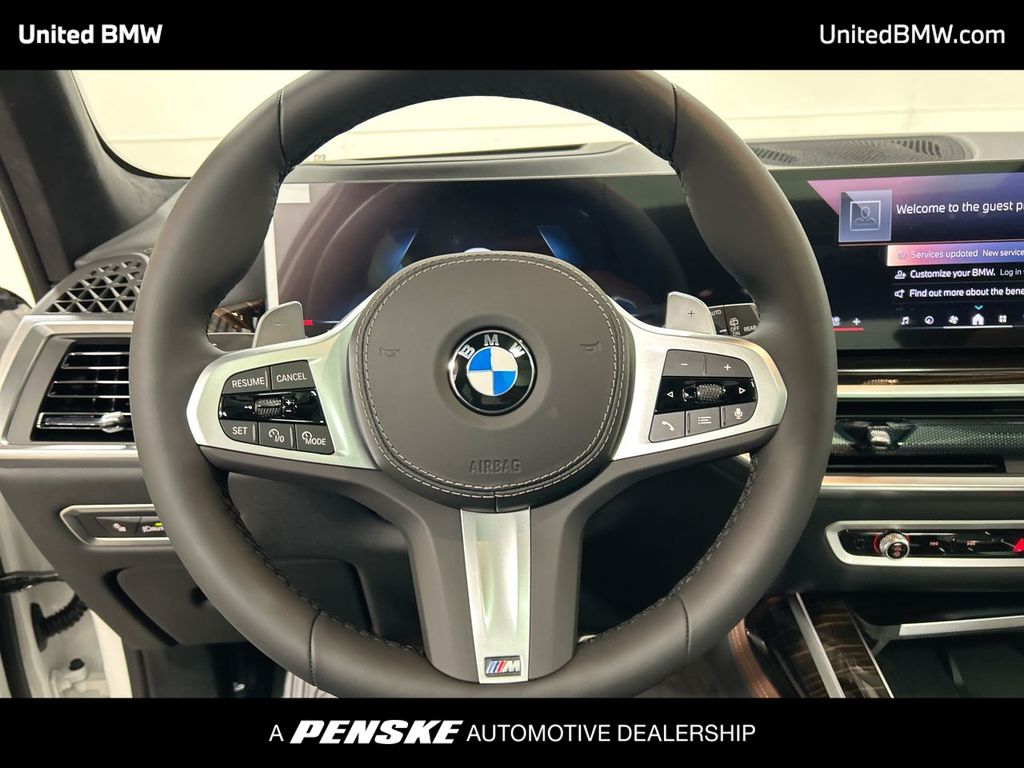 Thumbnail: 2026 BMW X7 - 14