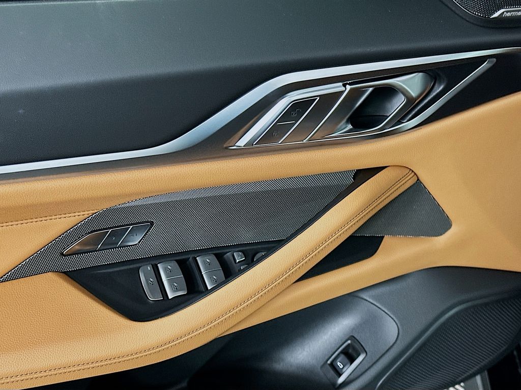 Thumbnail: 2025 BMW i4 - 20