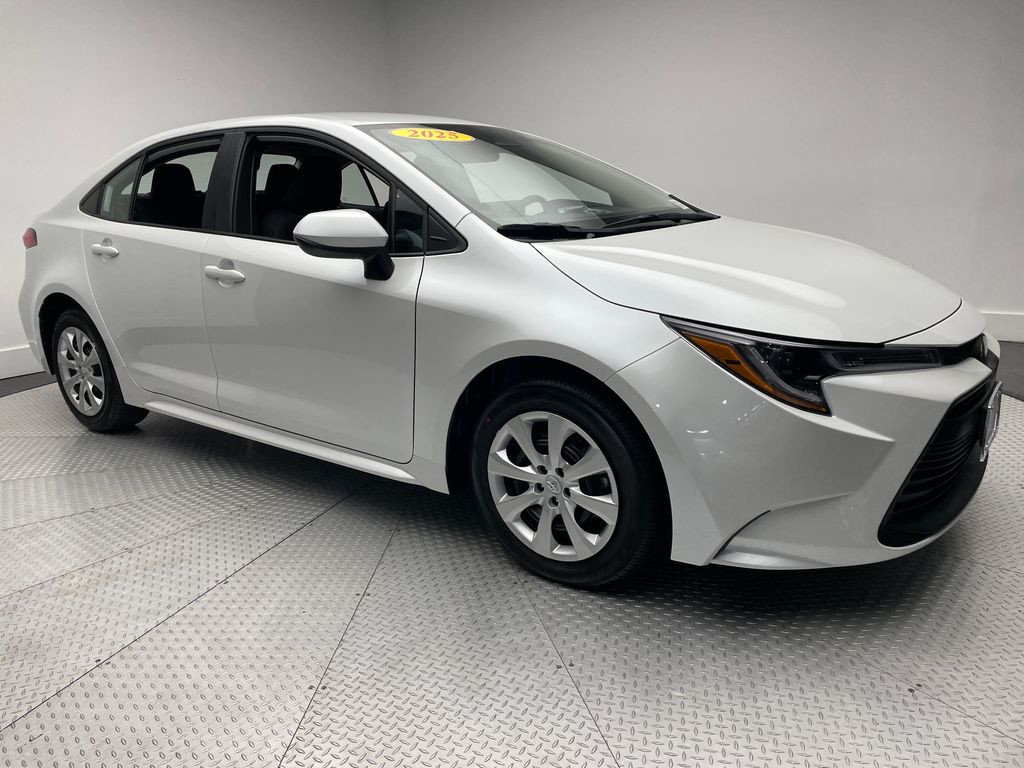 Thumbnail: 2025 Toyota Corolla - 3