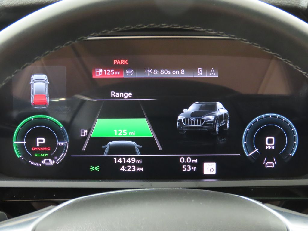 Thumbnail: 2024 Audi Q8 e-tron - 12