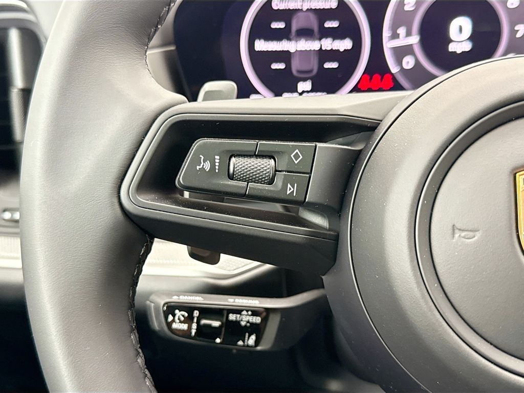 Thumbnail: 2026 Porsche Cayenne - 14