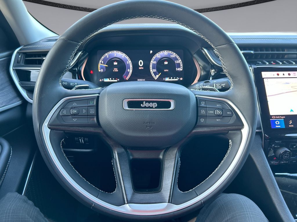 Thumbnail: 2023 Jeep Grand Cherokee - 15