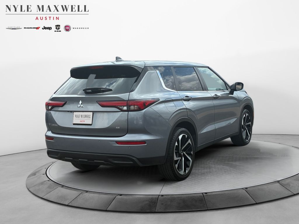 Used Car 2024 Mitsubishi Outlander  Se For Sale Under $25,000 In Austin, Texas