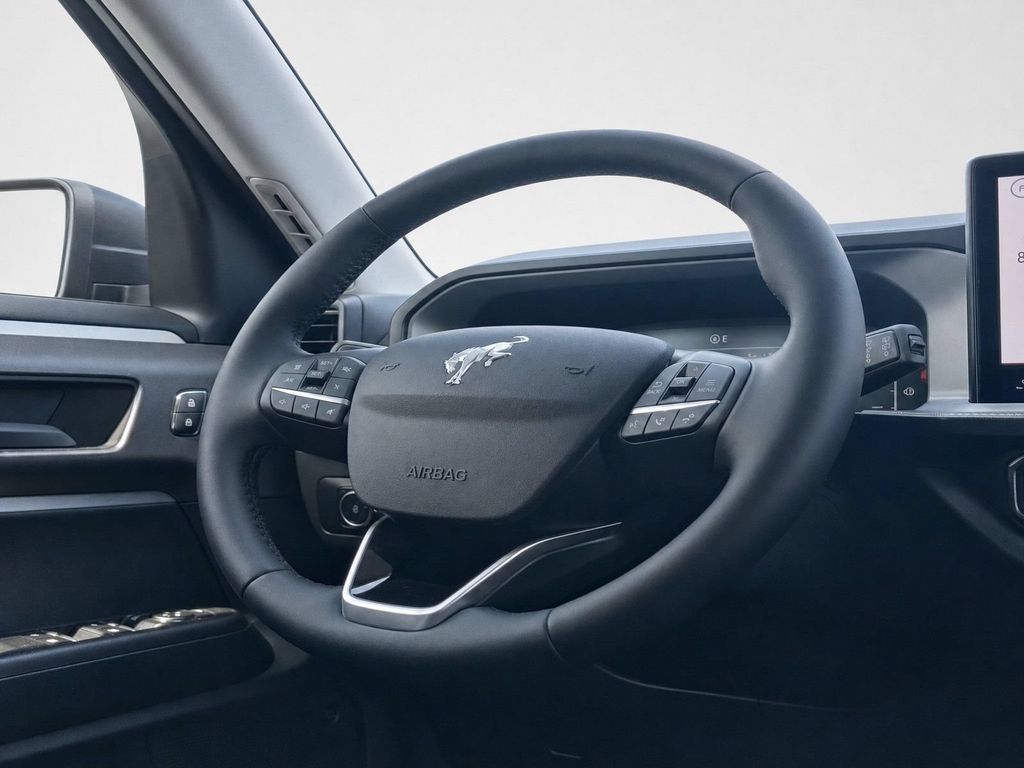 New 2026 Shadow Black Ford Outer Banks® image 18