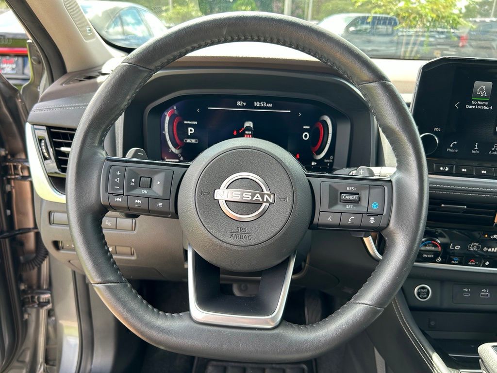 Used 2023 Gun Metallic Nissan Platinum image 20