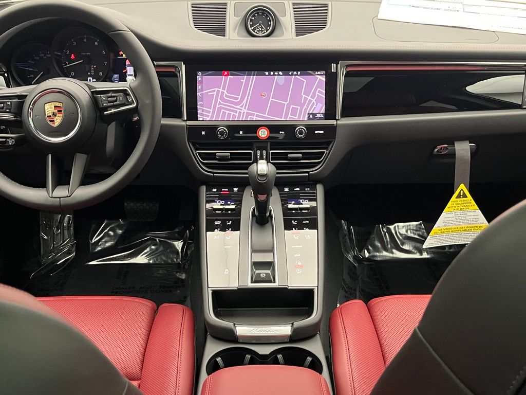 Thumbnail: 2026 Porsche Macan - 24