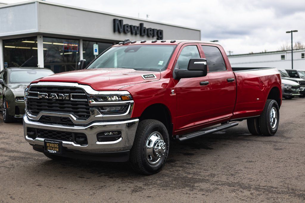 2026 Ram 3500 Tradesman thumbnail 6