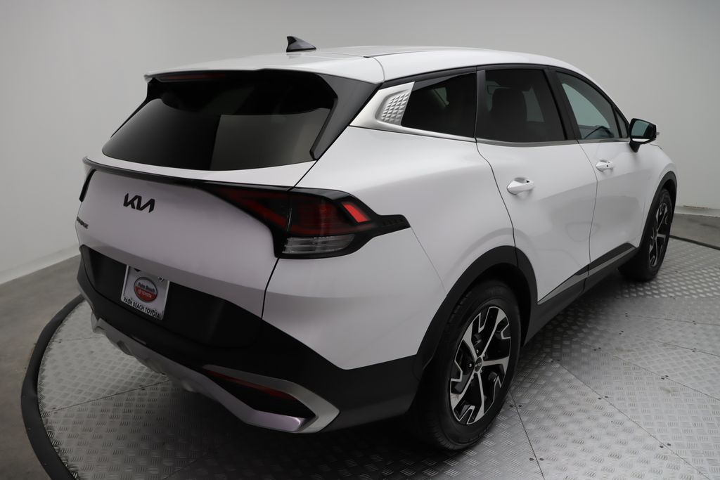 2023 Kia Sportage EX 8