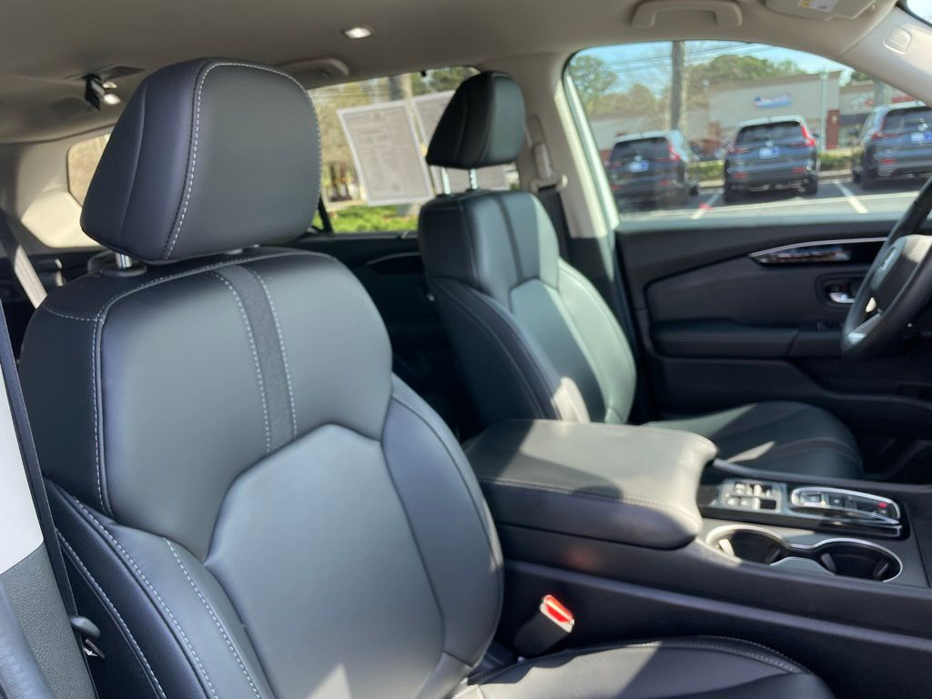 Thumbnail: 2025 Honda Pilot - 31