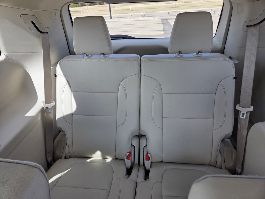 2023 GMC Acadia AWD Denali