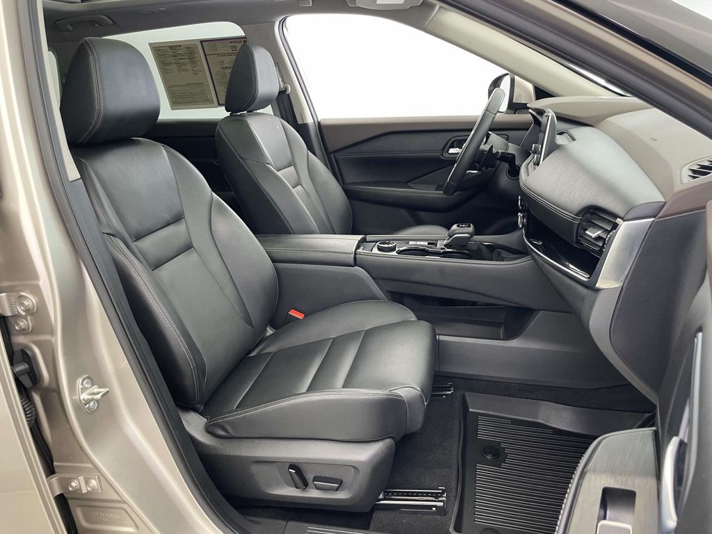 2022 Nissan Rogue SL Gold at Bob Ruth Ford