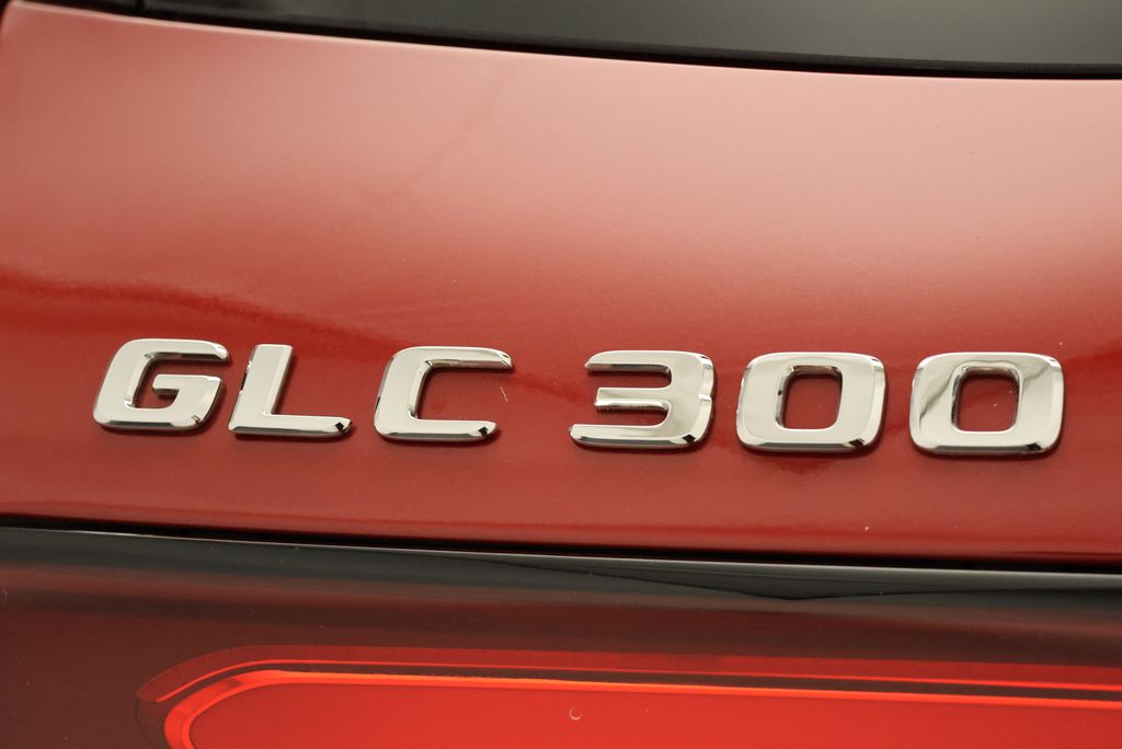 Thumbnail: 2025 Mercedes-Benz GLC - 9