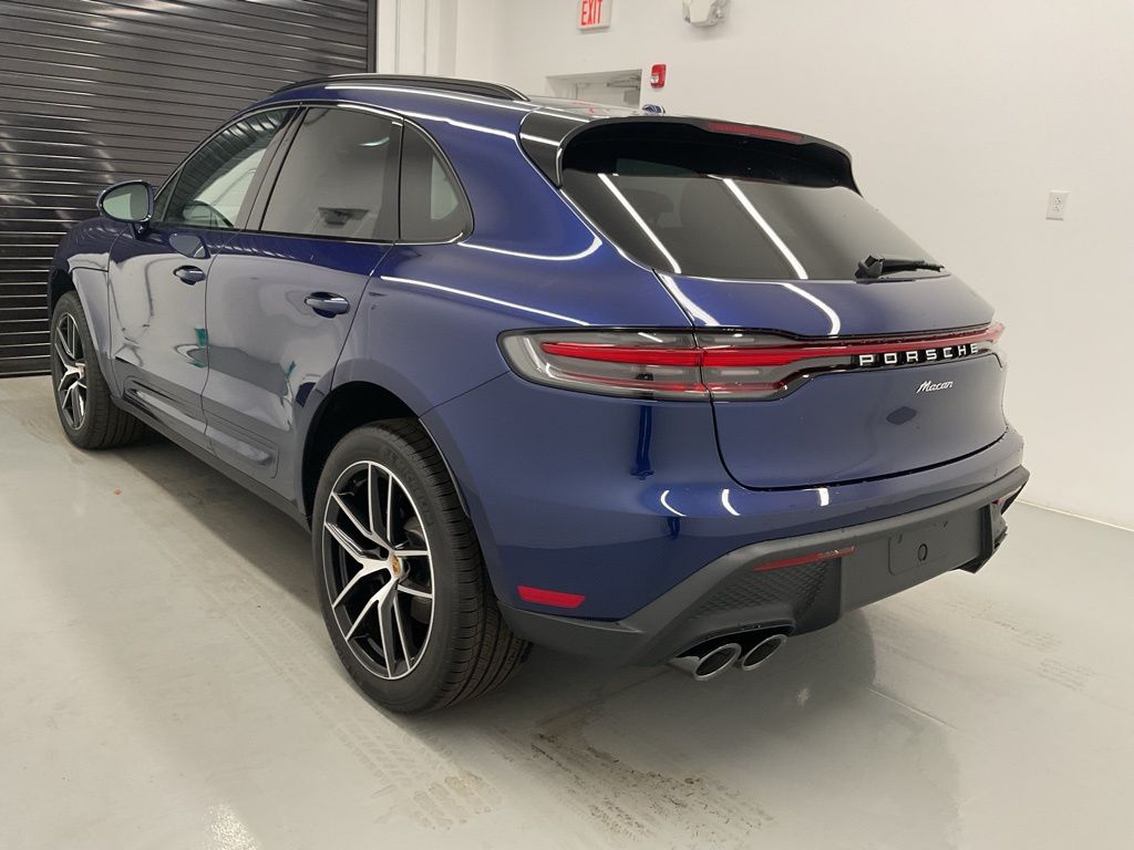 2024 Porsche Macan  20