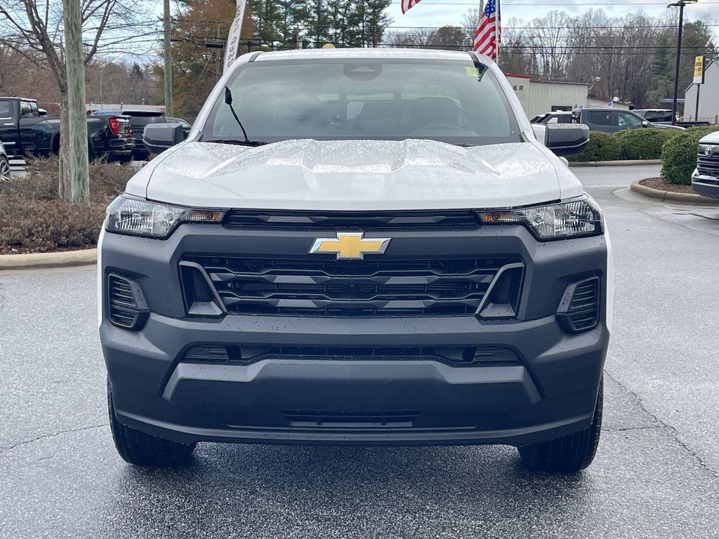 2024 Chevrolet Colorado Work Truck photo