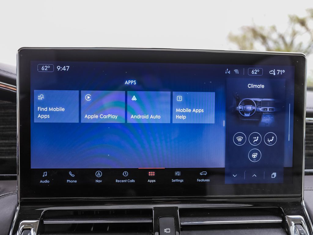 Thumbnail: 2022 Lincoln Navigator - 15