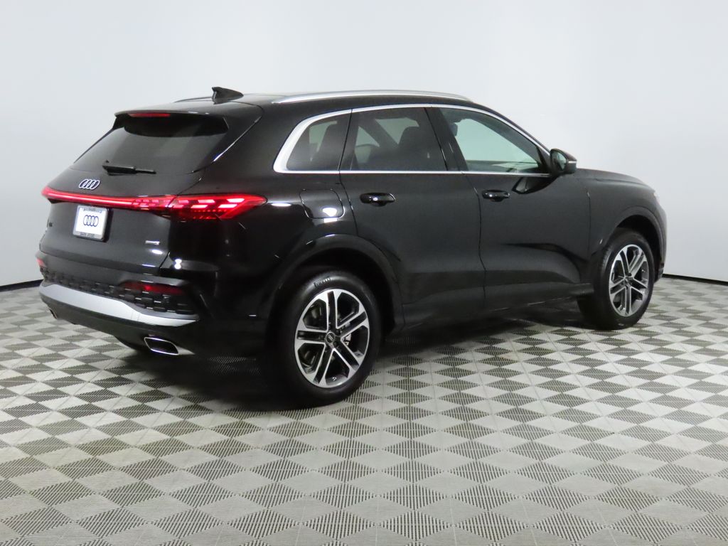 Thumbnail: 2026 Audi Q5 - 5