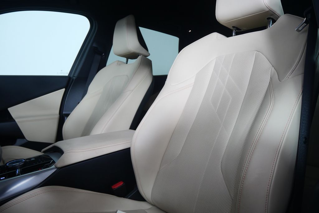 Thumbnail: 2025 BMW X3 - 10