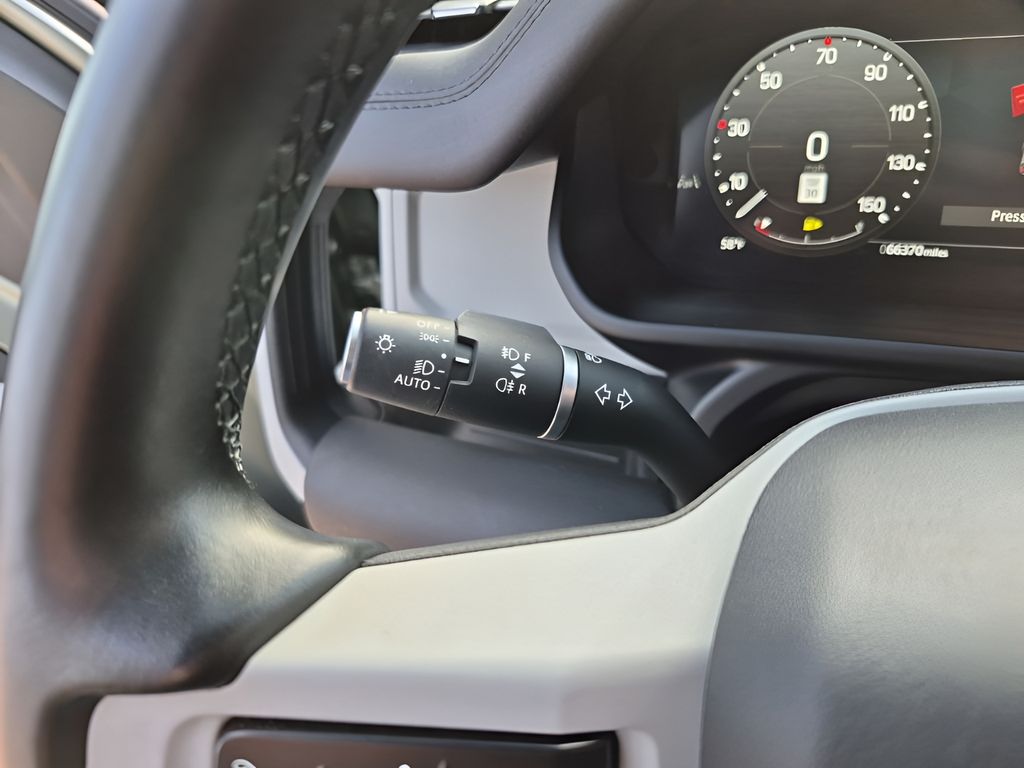 Used Car 2024 Land Rover Defender 130  X-dynamic Se For Sale Under $60,000 In Austin, Texas
