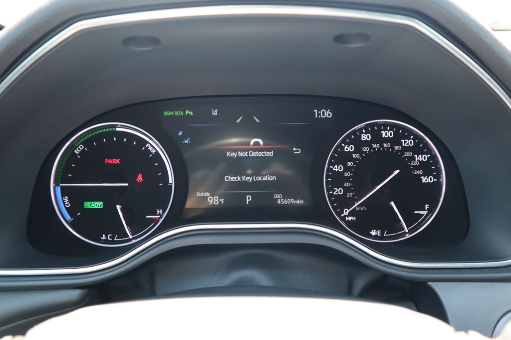 2021 Toyota Avalon Limited 30