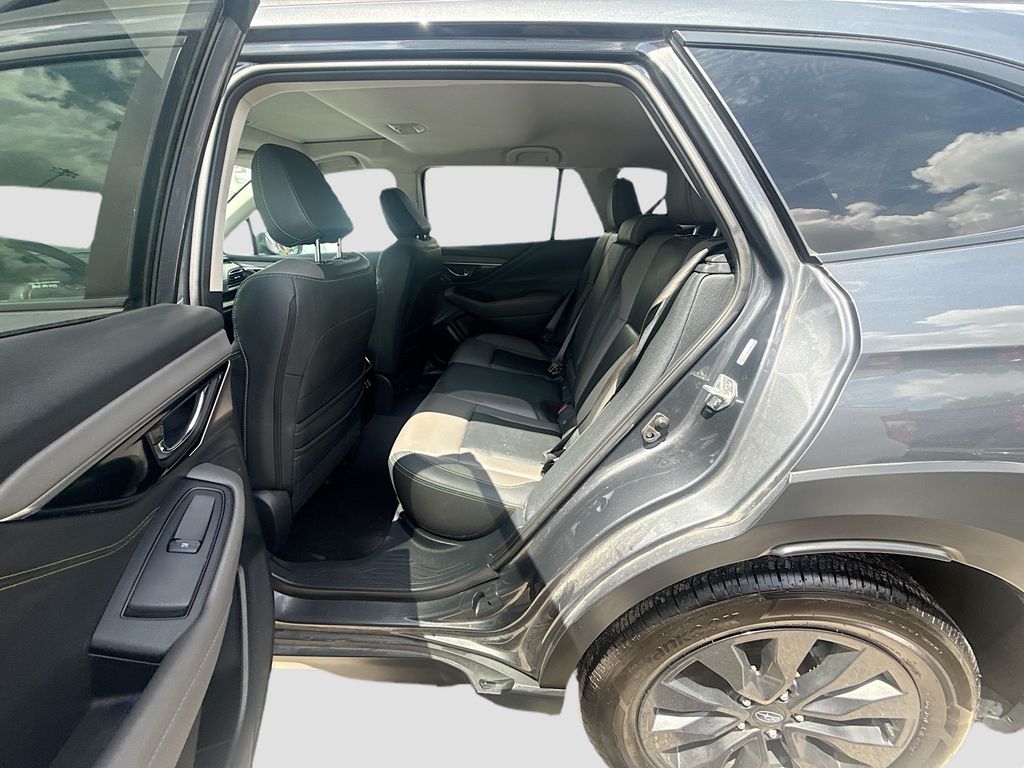 2024 Subaru Outback Onyx Edition Gray at Toyota of Victoria