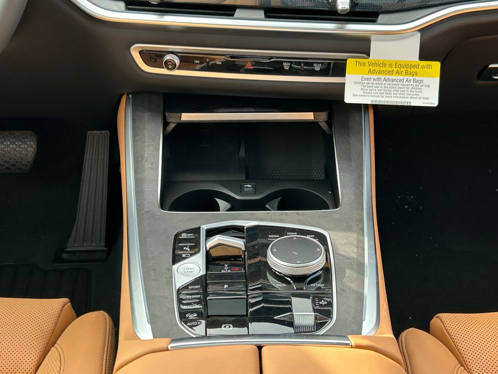 2026 BMW X5 xDrive50e 27