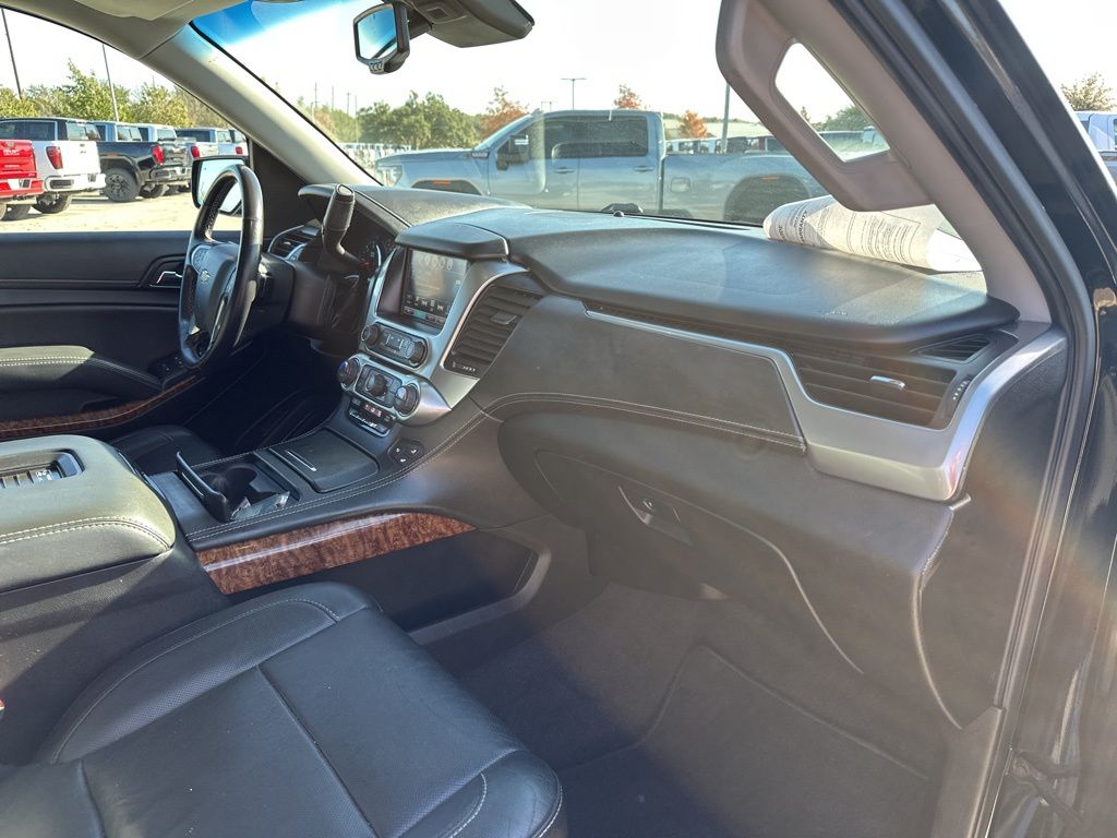 Used Car 2020 Chevrolet Suburban  Premier For Sale Under $40,000 In Austin, Texas