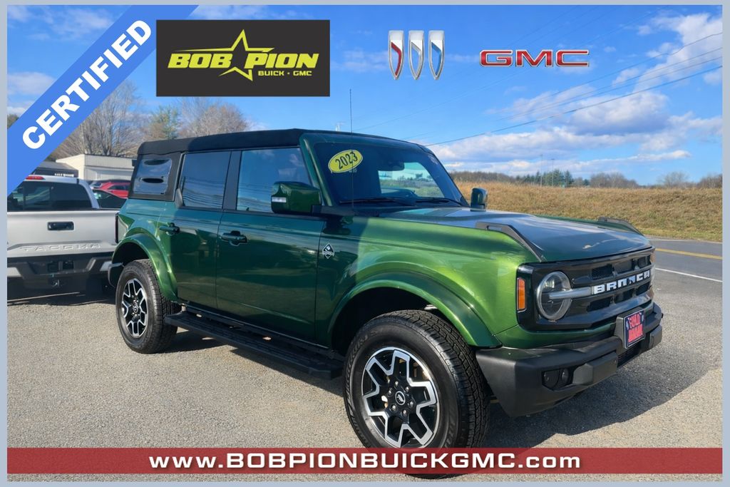 Eruption Green Metallic 2023 Ford Bronco Outer Banks 4-Door 4WD SUV / Crossover Four-Wheel Drive Automatic