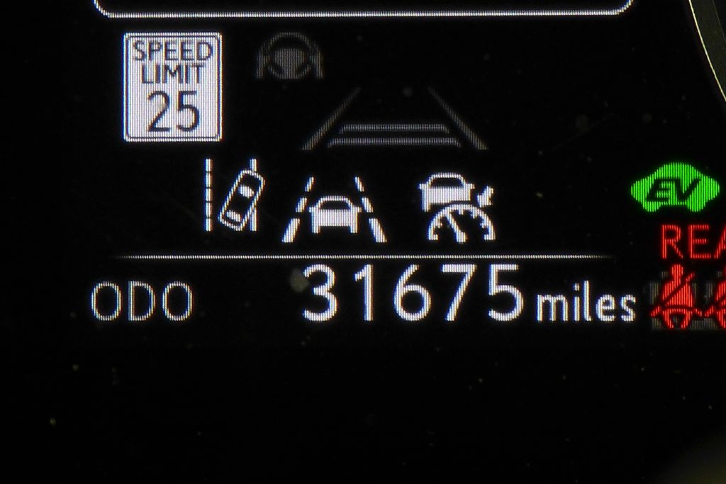 Thumbnail: 2023 Lexus RX - 32