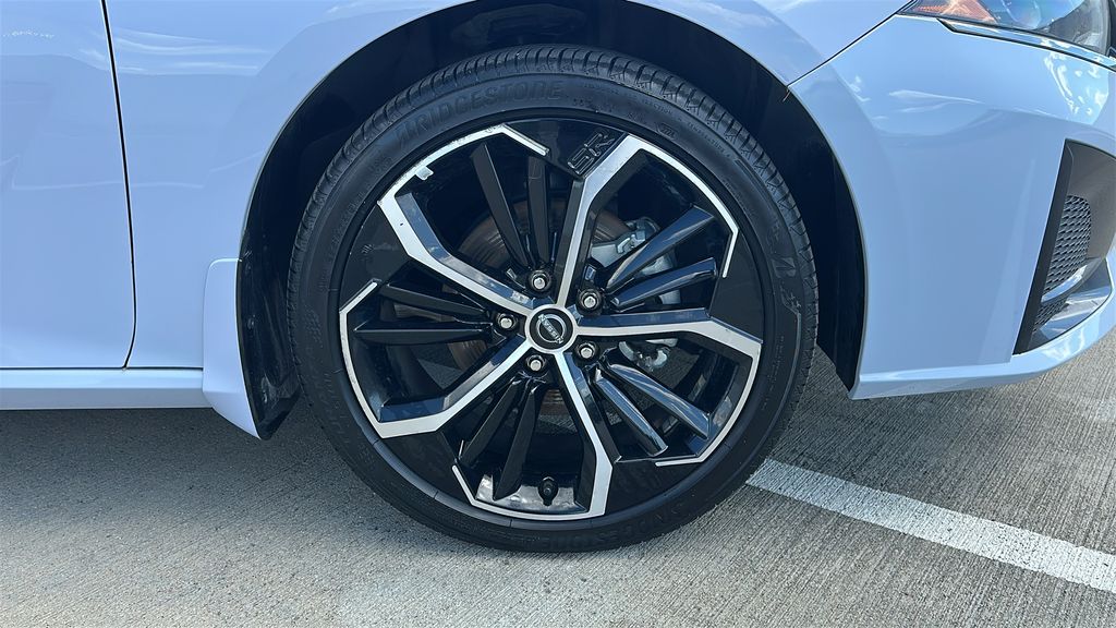 2025 Nissan Altima 2.5 SR Gray at Central Houston Nissan