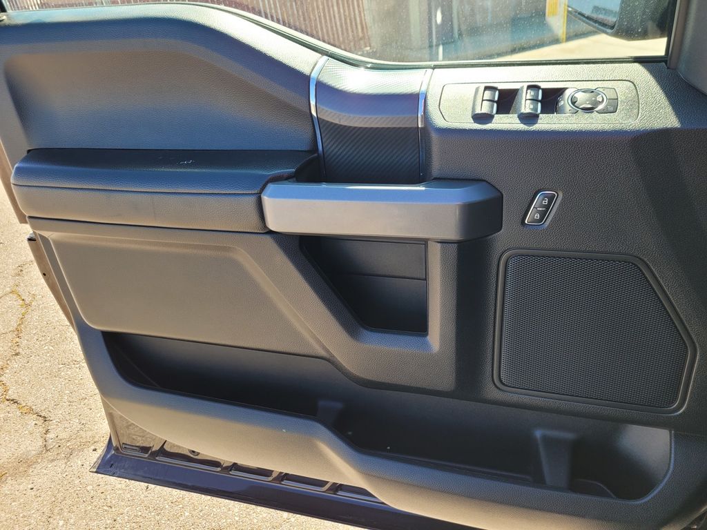 Used 2018 Red Ford XLT image 28