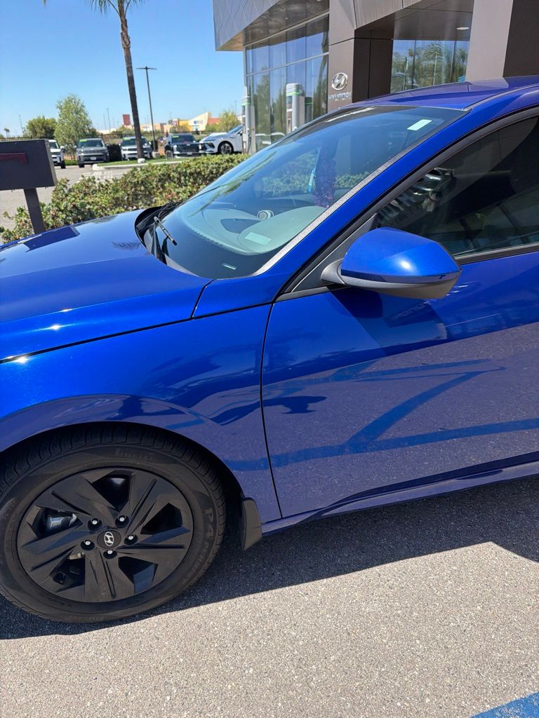 Certified Used 2023 Blue Hyundai Blue image 4