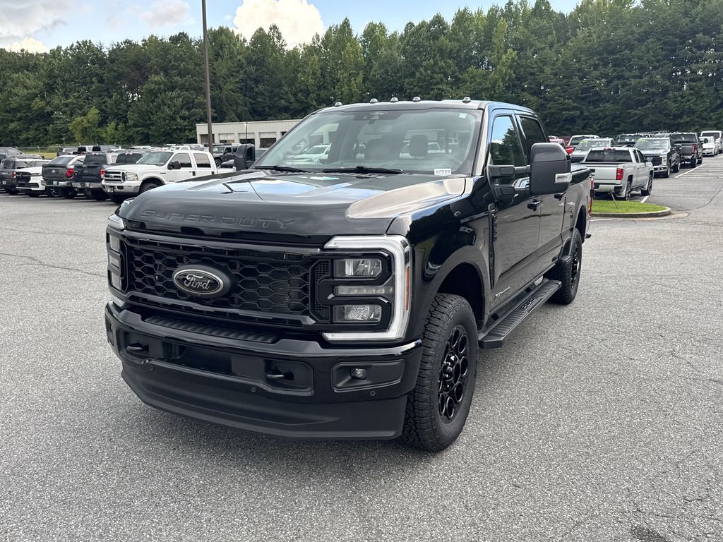 Used 2025 Ford F-350SD Truck