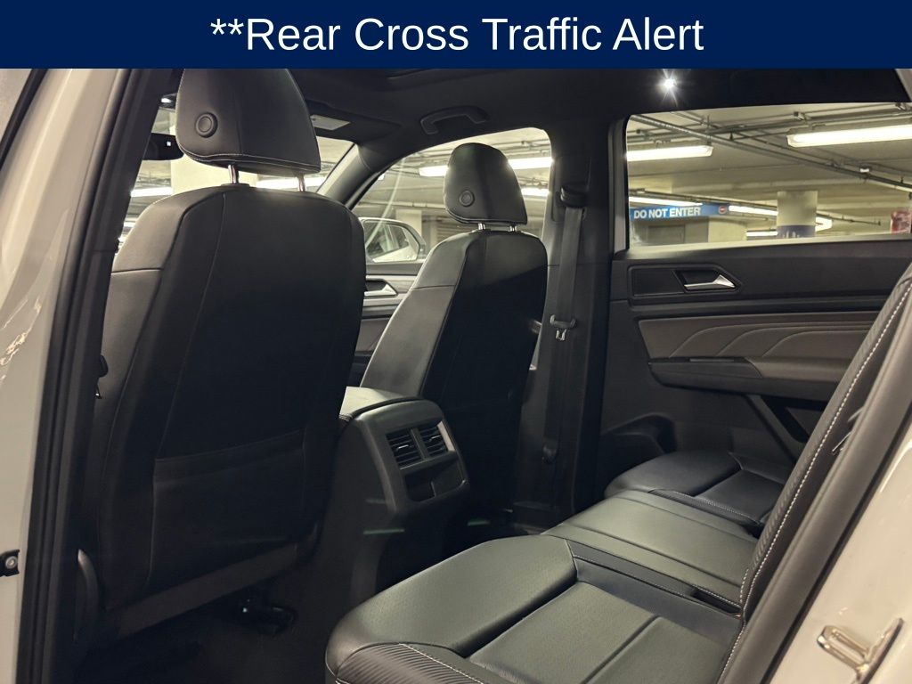 2021 Volkswagen Atlas Cross Sport 2.0T SE w/Technology 21