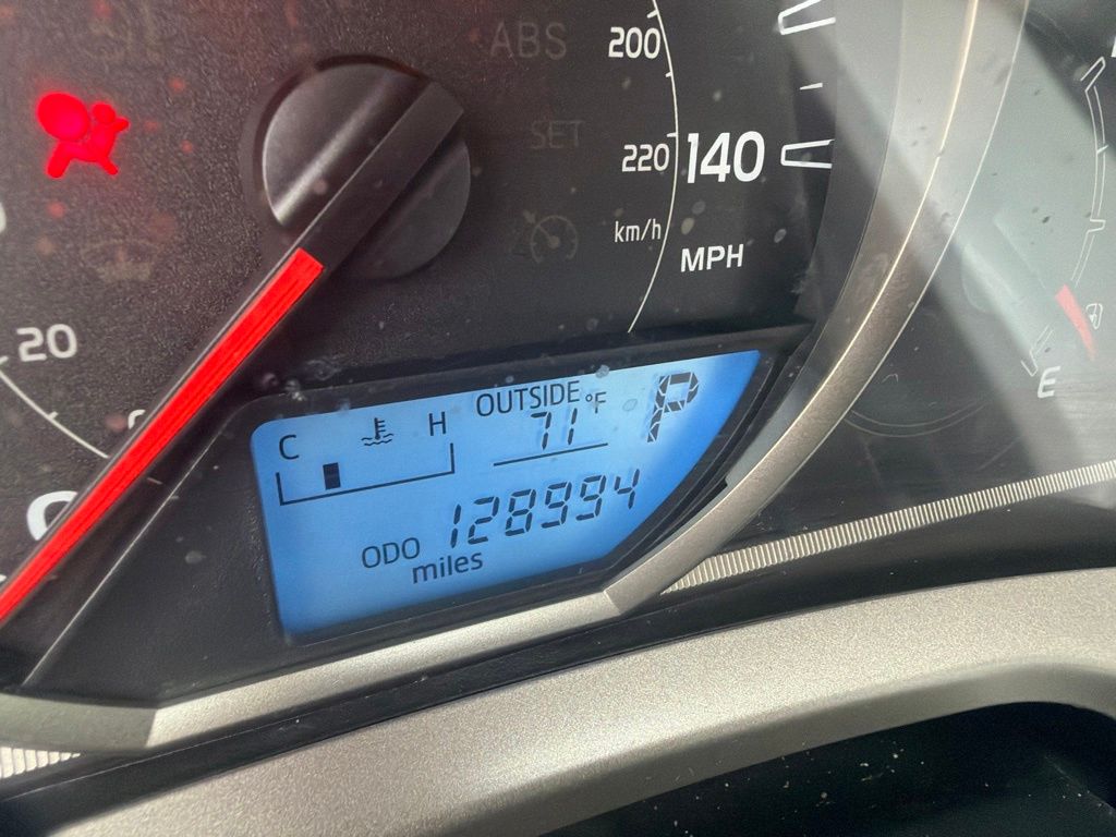 2015 Toyota RAV4 LE White at Rafferty Subaru