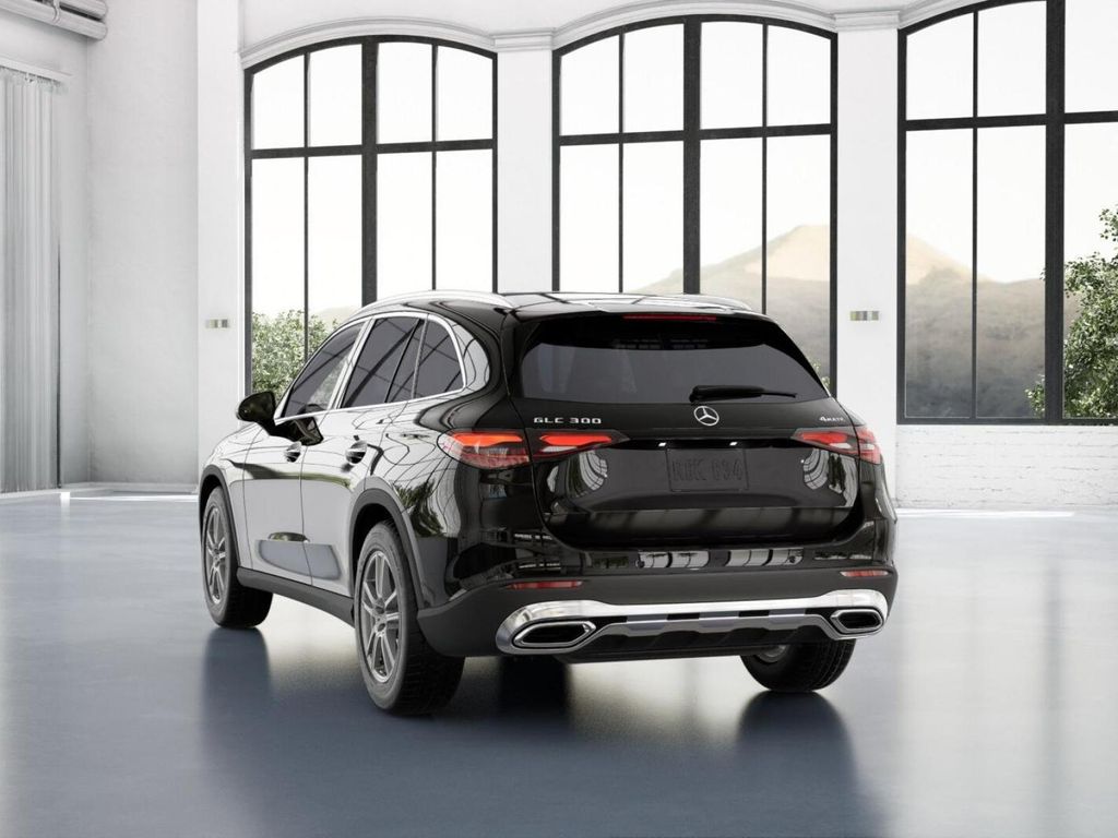 Thumbnail: 2026 Mercedes-Benz GLC - 27