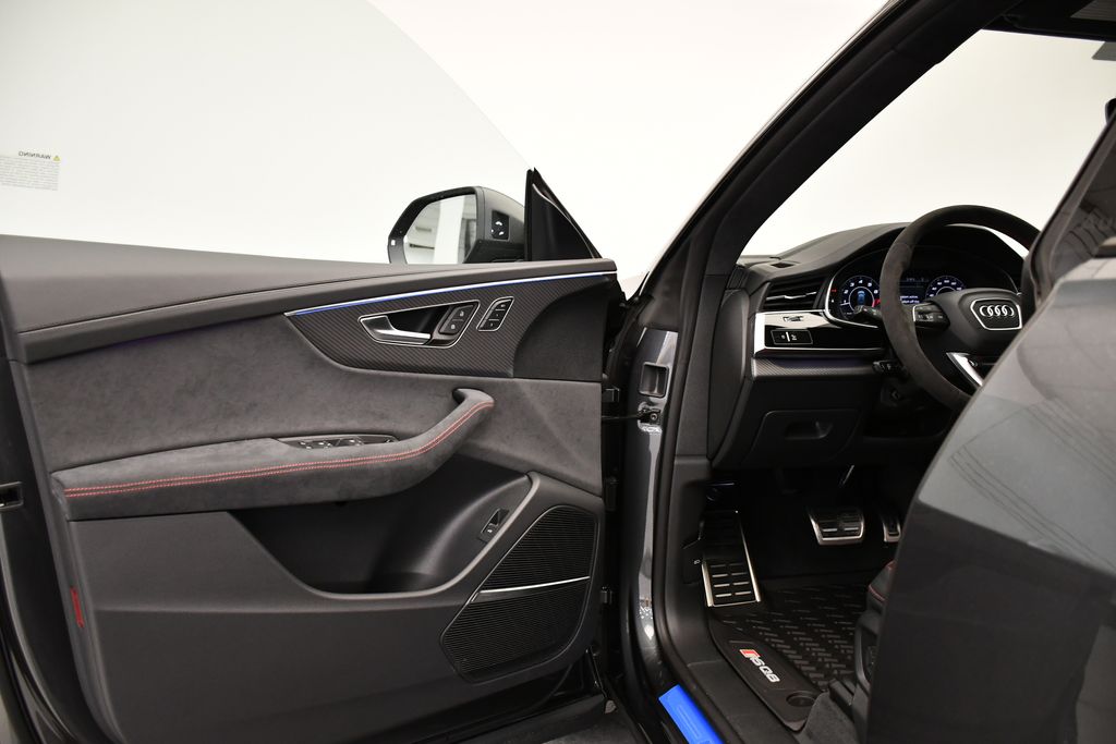 Thumbnail: 2026 Audi RS Q8 - 30