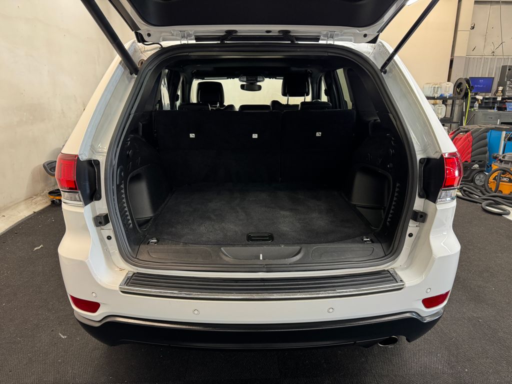 2022 Jeep Grand Cherokee WK Limited