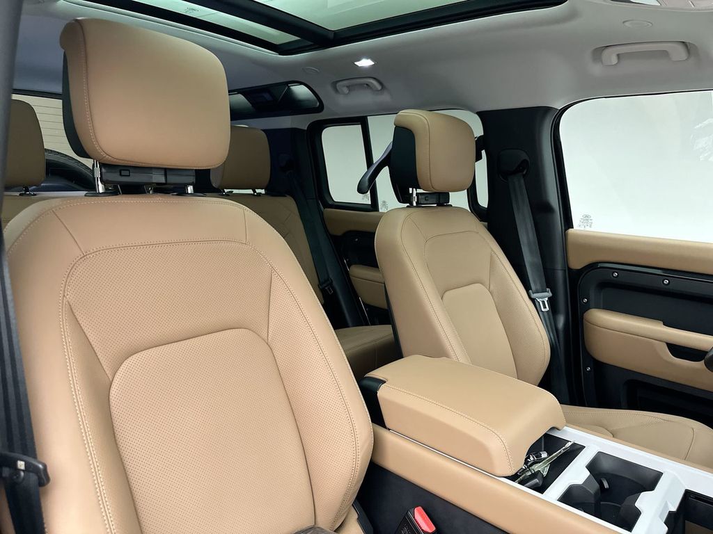 Thumbnail: 2026 Land Rover Defender - 6