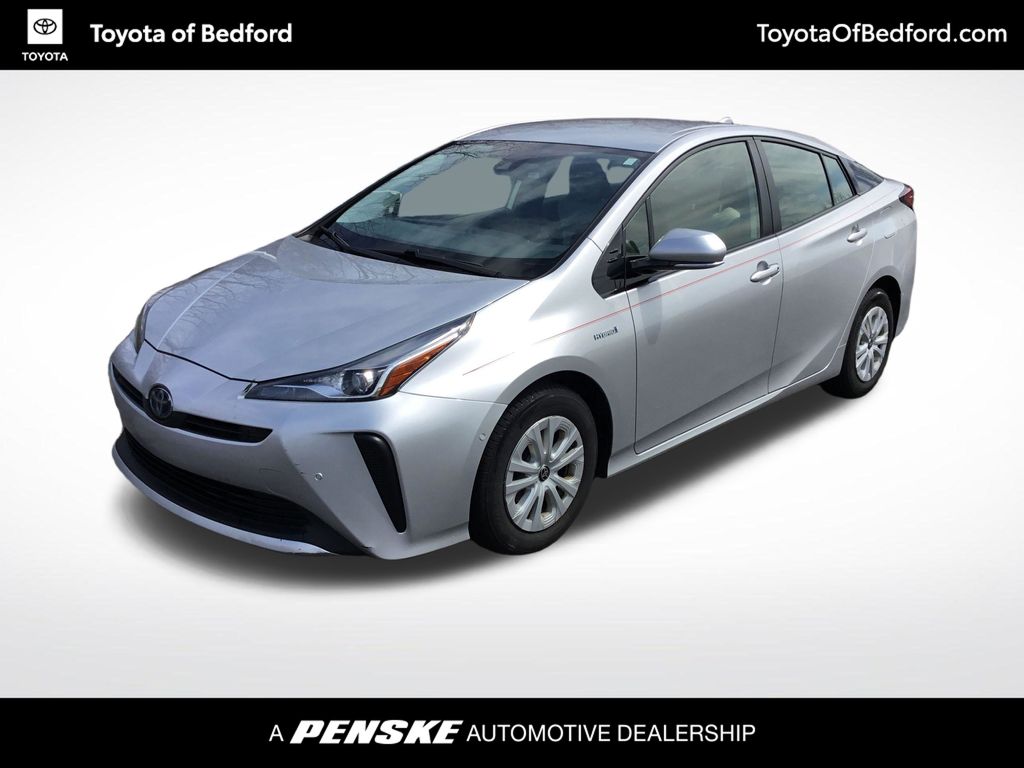 Classic Silver Metallic 2019 Toyota Prius LE FWD Hatchback Front-Wheel Drive Continuously Variable Transmission