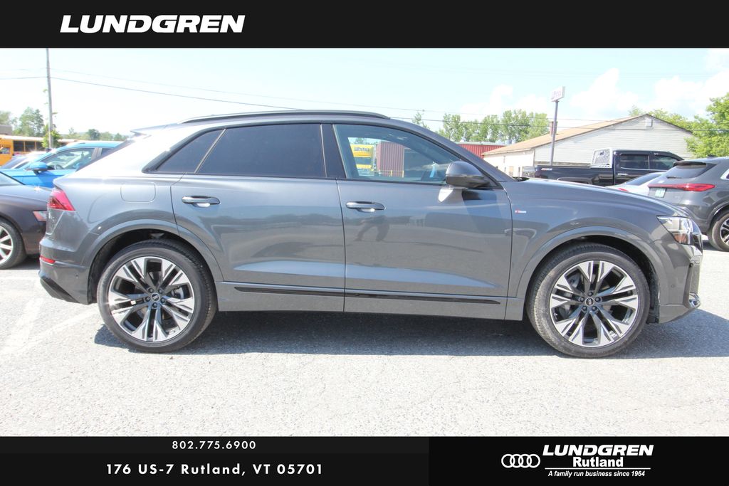 New 2026 Audi Q8 SUV