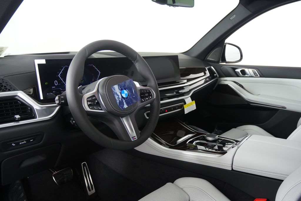 Thumbnail: 2026 BMW X5 - 12