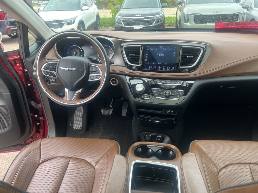 2018 Chrysler Pacifica Limited photo