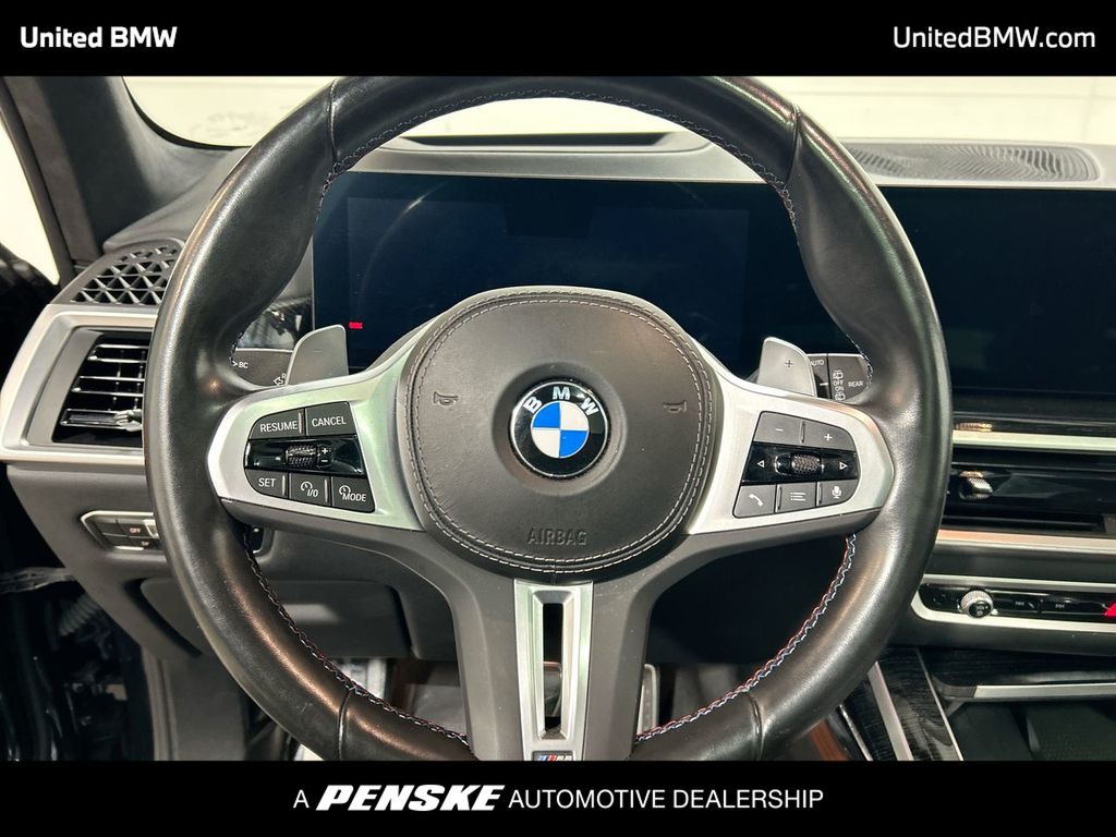 2023 BMW X7 M60i 14