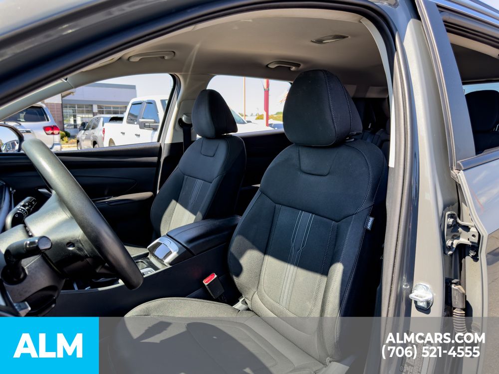Used 2025 Gray Hyundai SEL image 8