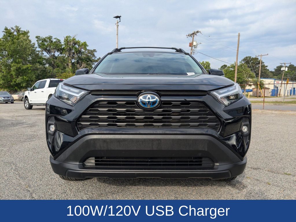 2023 Toyota RAV4 Hybrid Woodland Edition